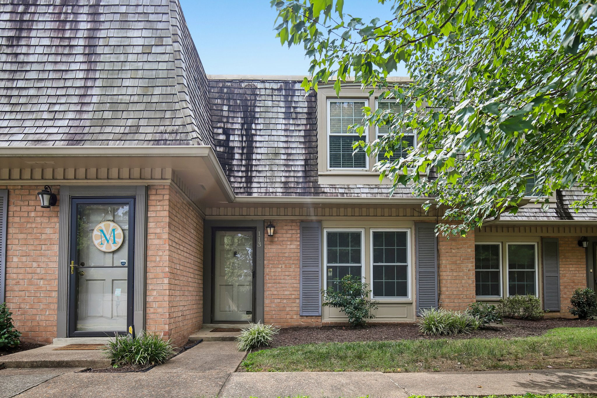 Hillsboro Pike 113-S1808-002.jpg