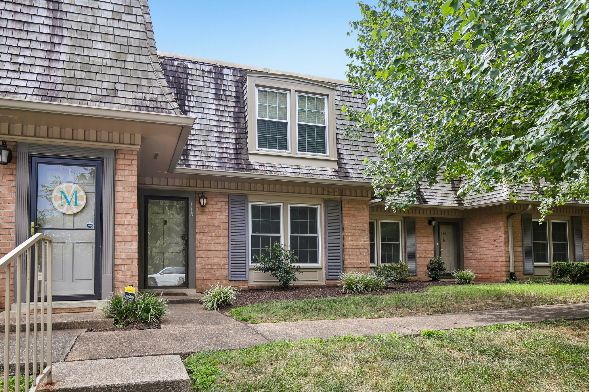 Hillsboro Pike 113-S1808-003.jpg