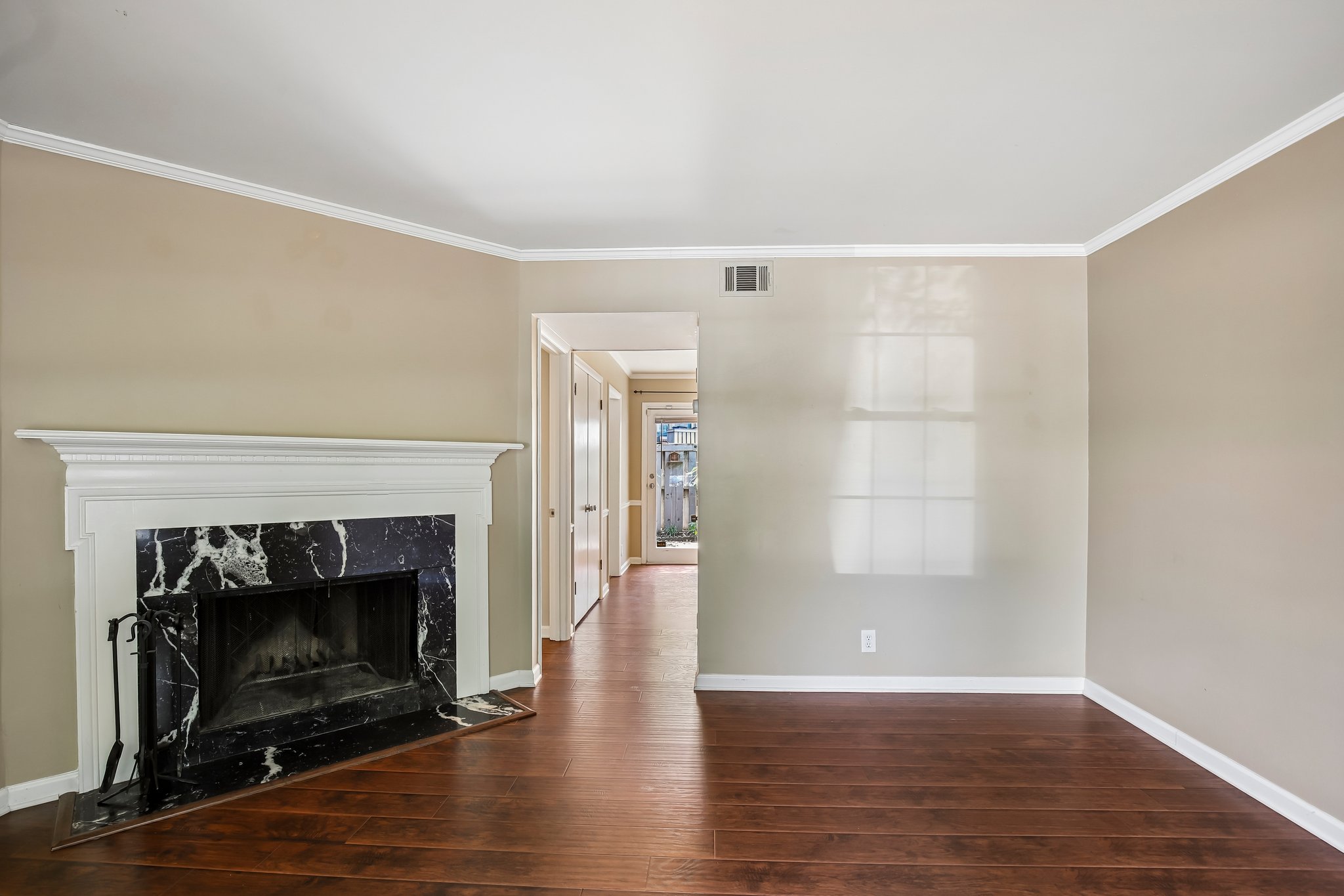 Hillsboro Pike 113-S1808-015.jpg