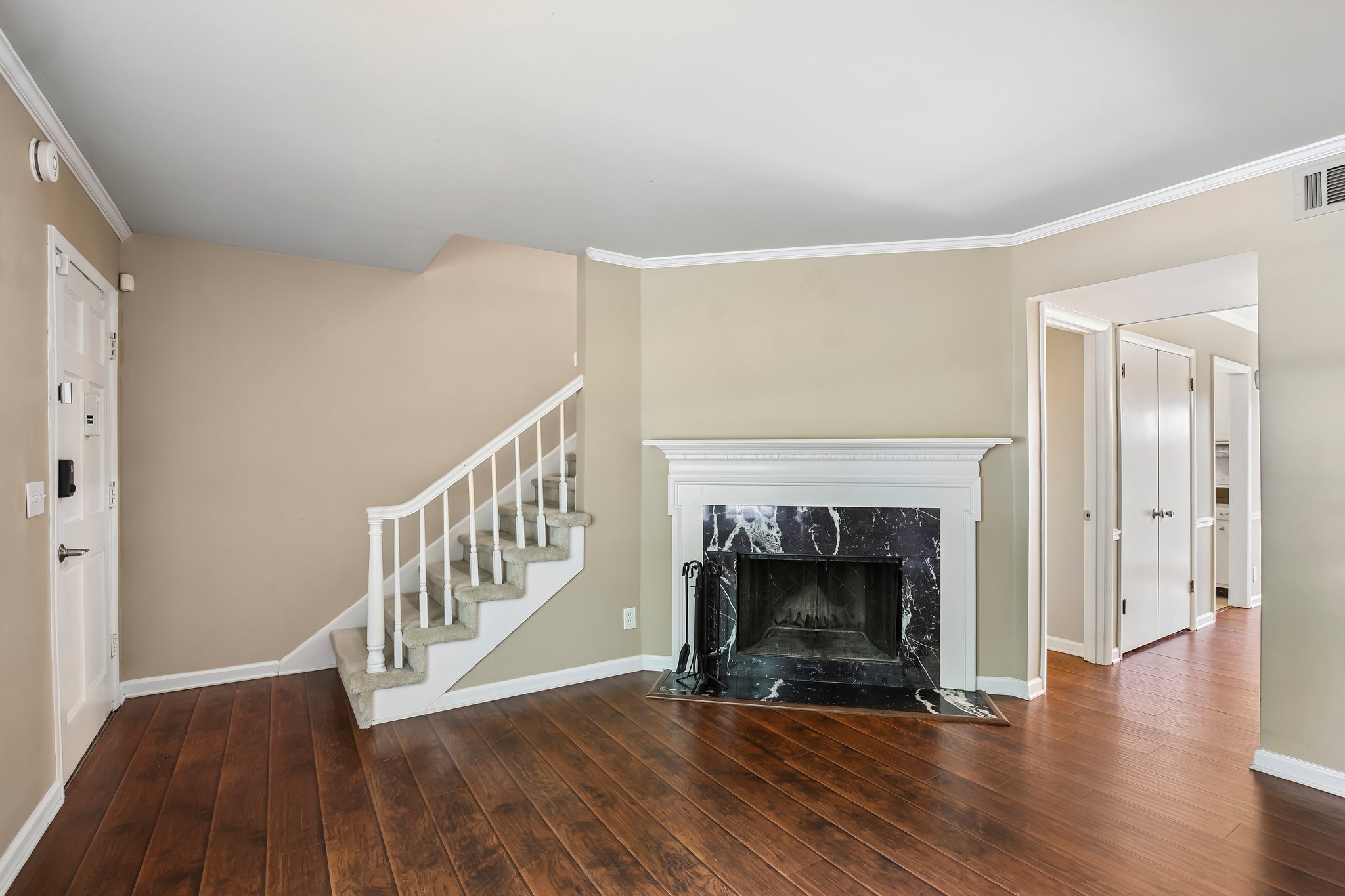 Hillsboro Pike 113-S1808-016.jpg
