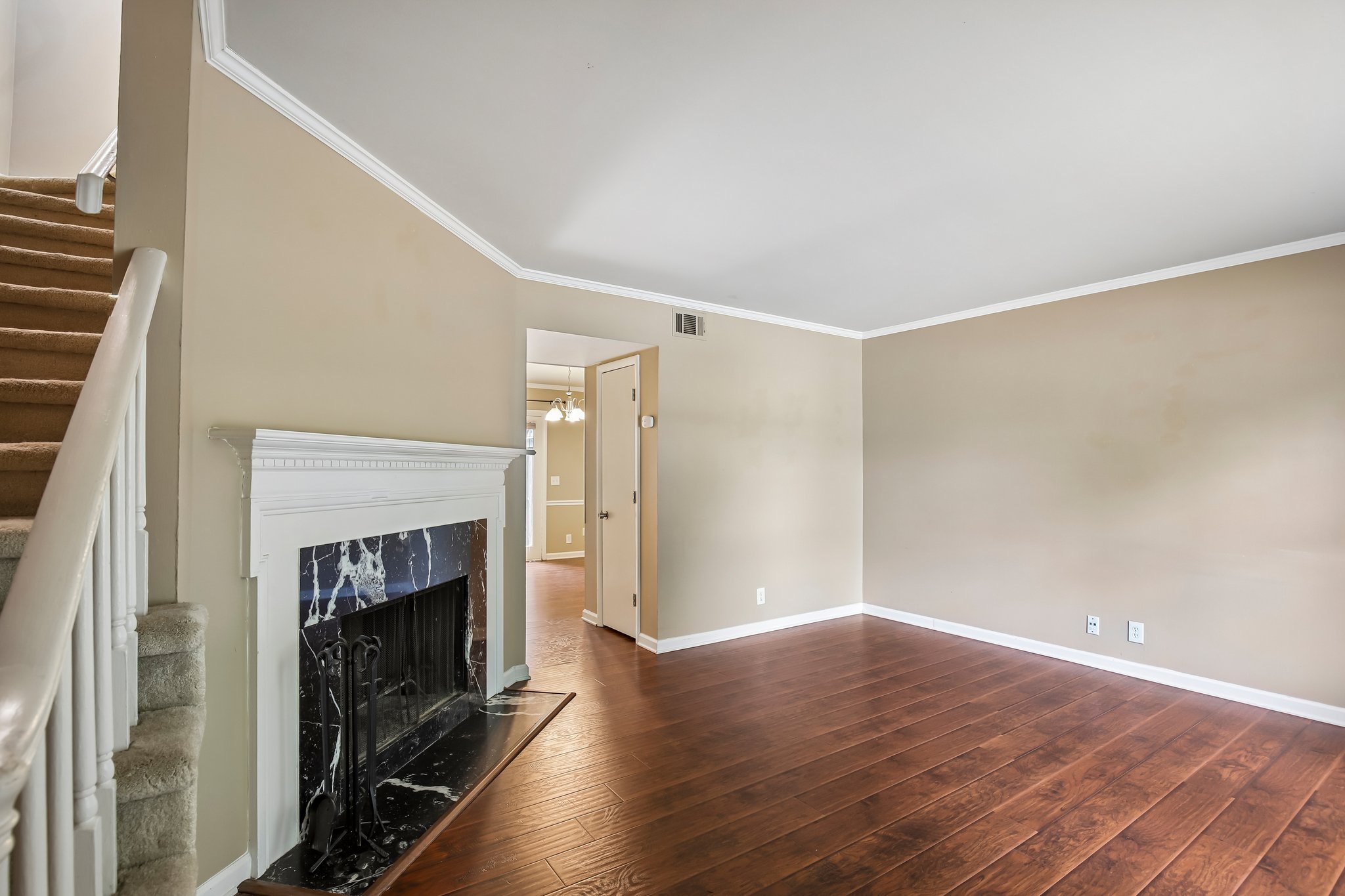 Hillsboro Pike 113-S1808-021.jpg