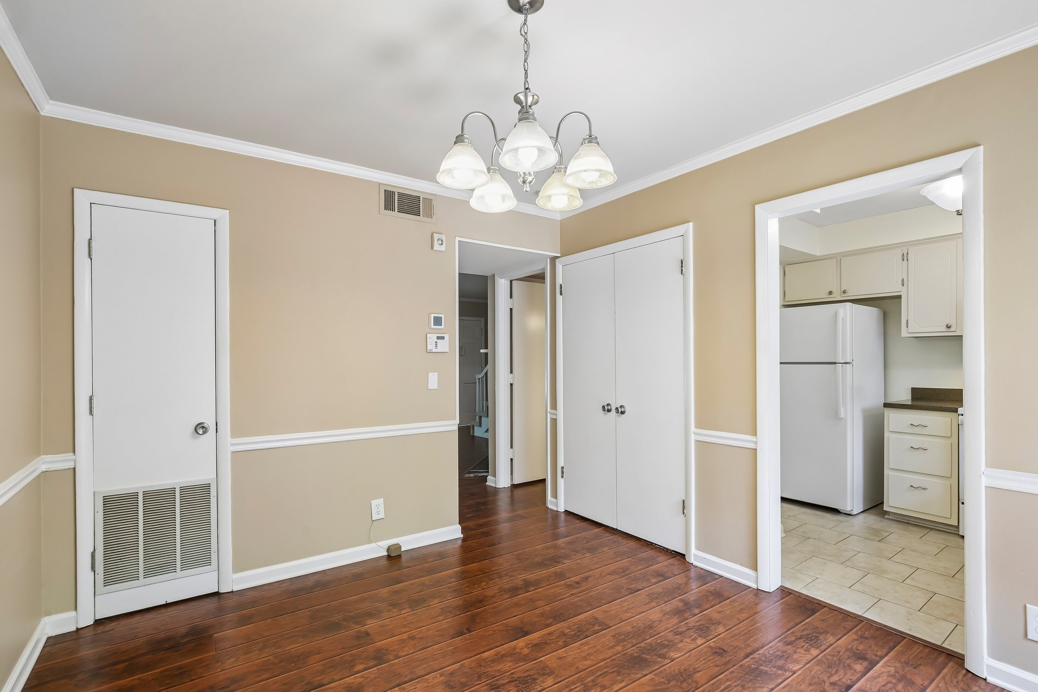 Hillsboro Pike 113-S1808-031.jpg