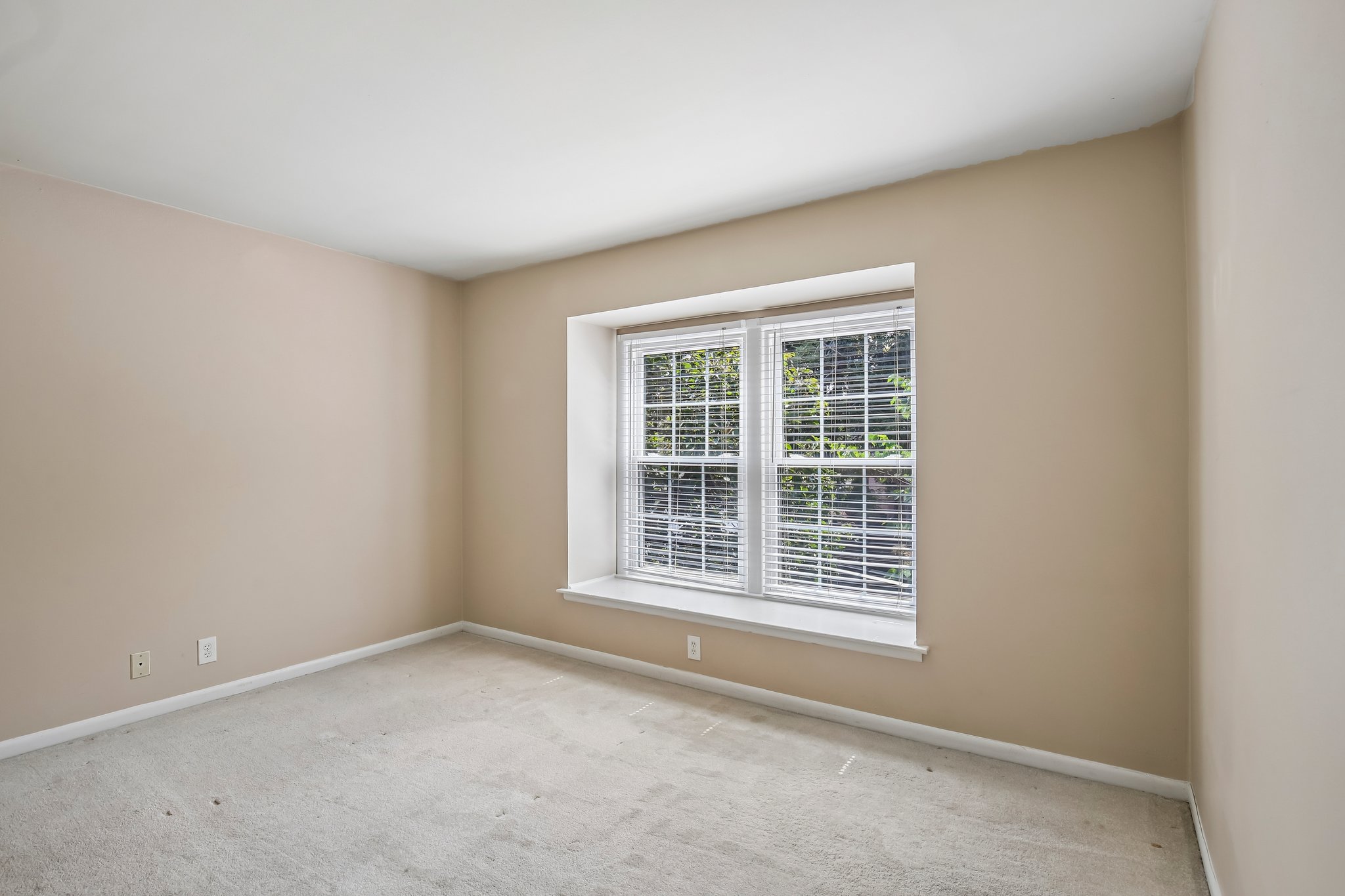 Hillsboro Pike 113-S1808-051.jpg