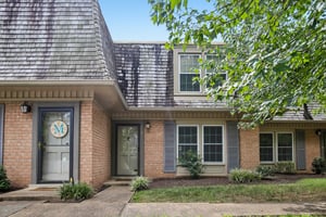 Hillsboro Pike 113-S1808-002.jpg