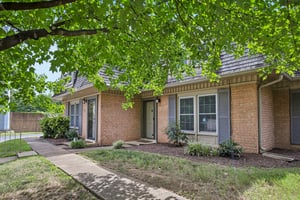 Hillsboro Pike 113-S1808-005.jpg