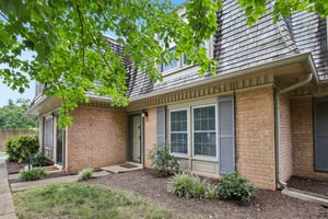Hillsboro Pike 113-S1808-006.jpg