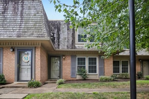 Hillsboro Pike 113-S1808-009.jpg