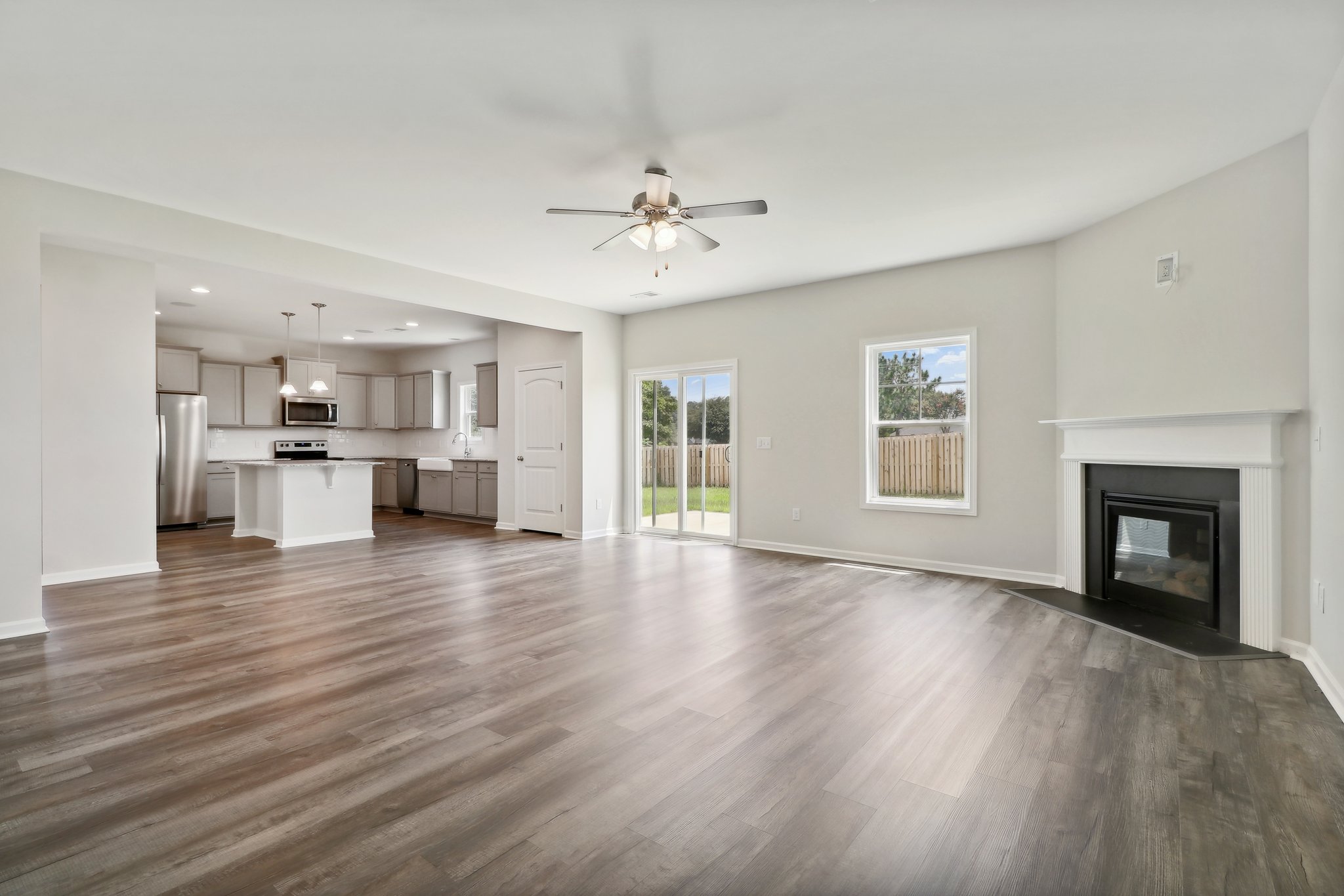 Litchfield Ave-005.jpg