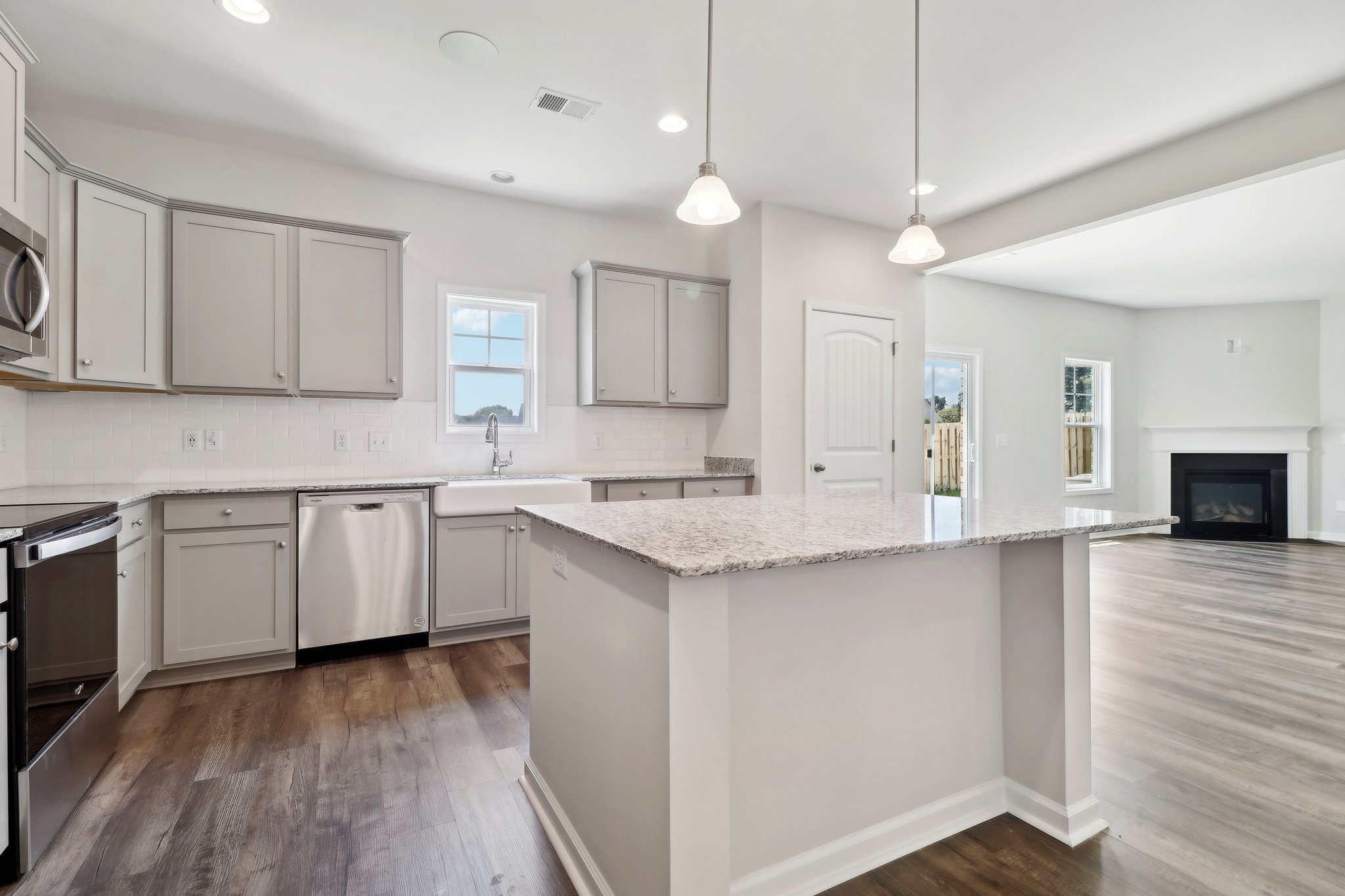 Litchfield Ave-009.jpg