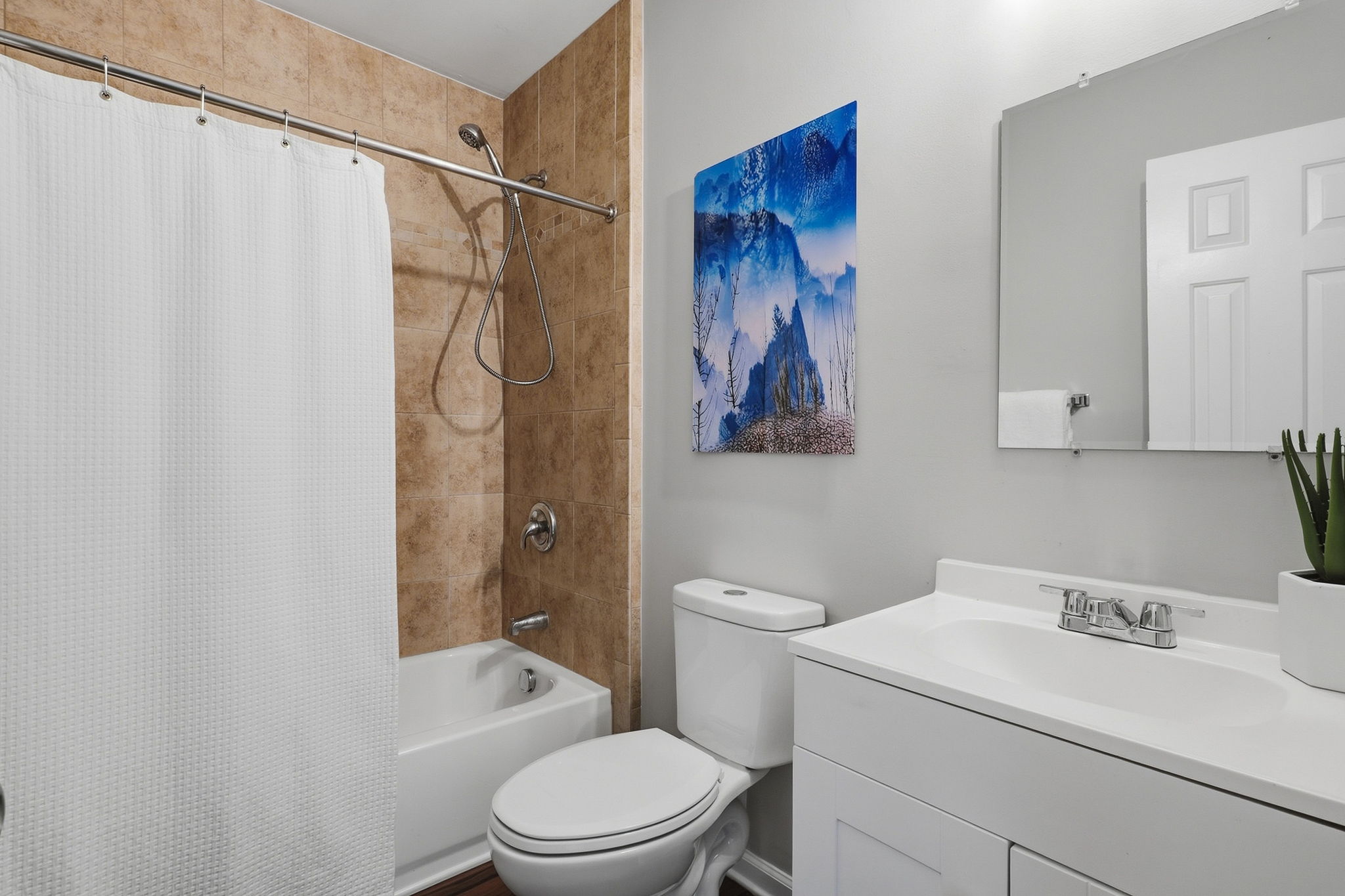 20-Hall Bath