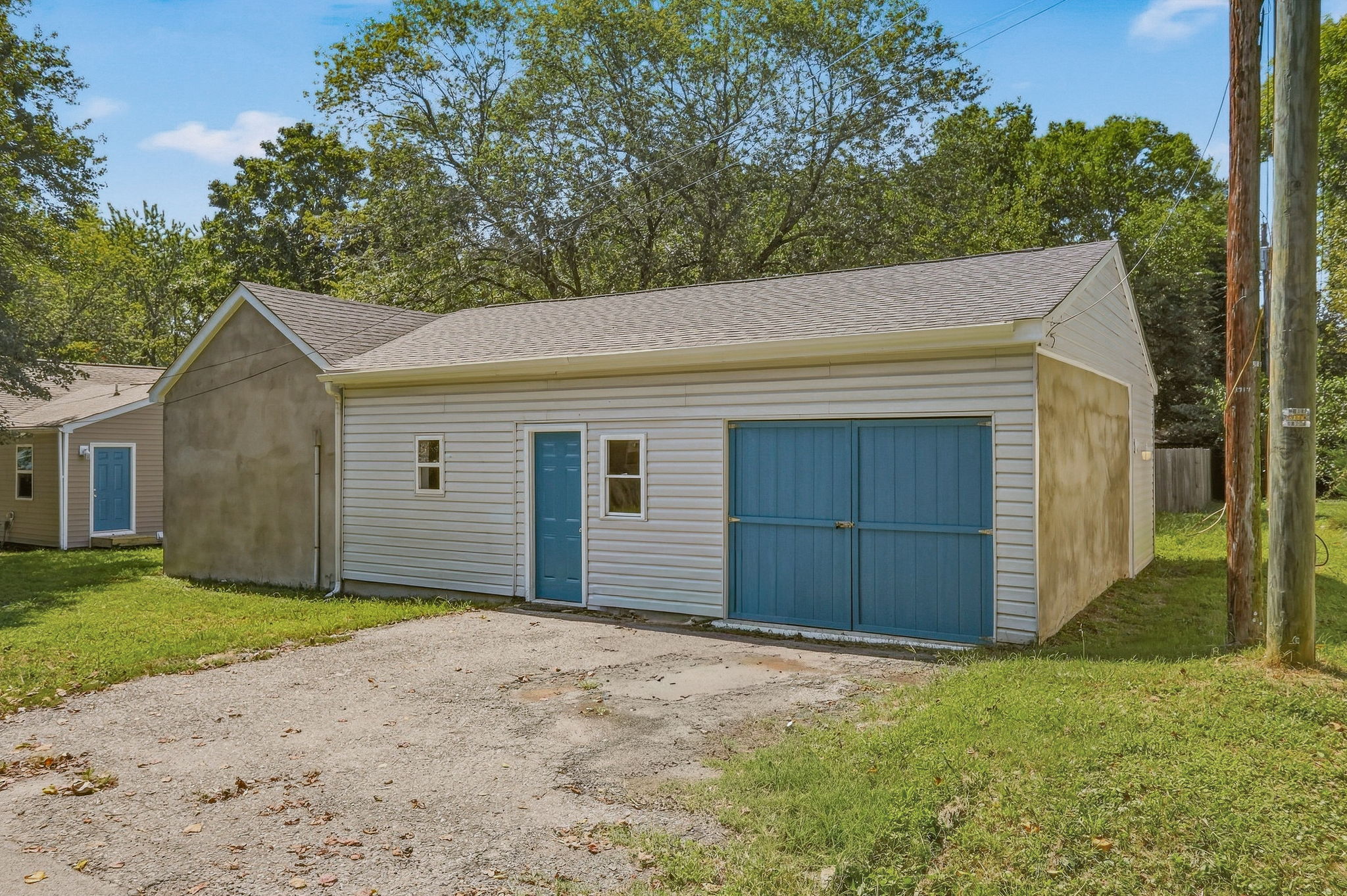 25-Apartment