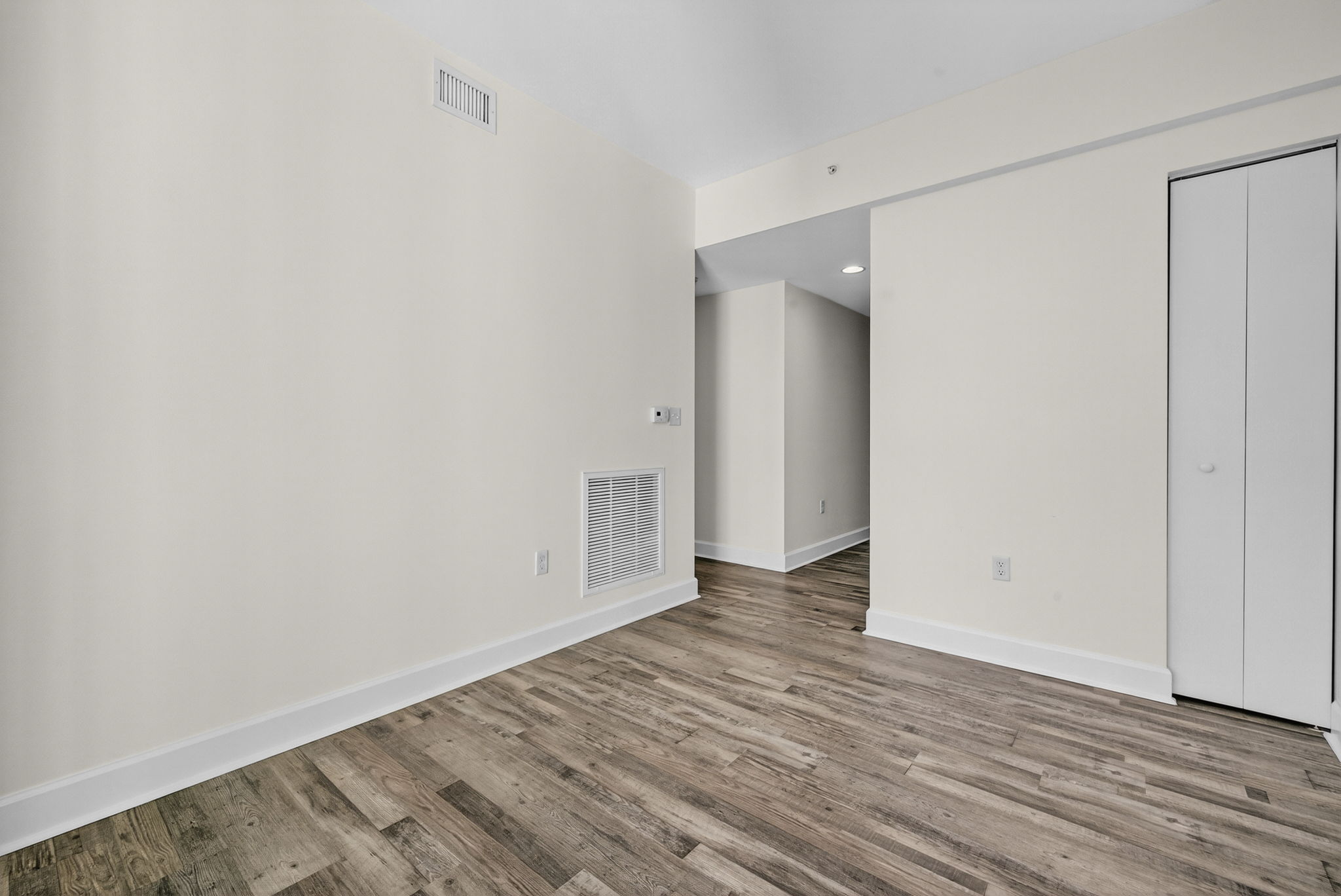 Guest Bedroom 3 - 3 of 3