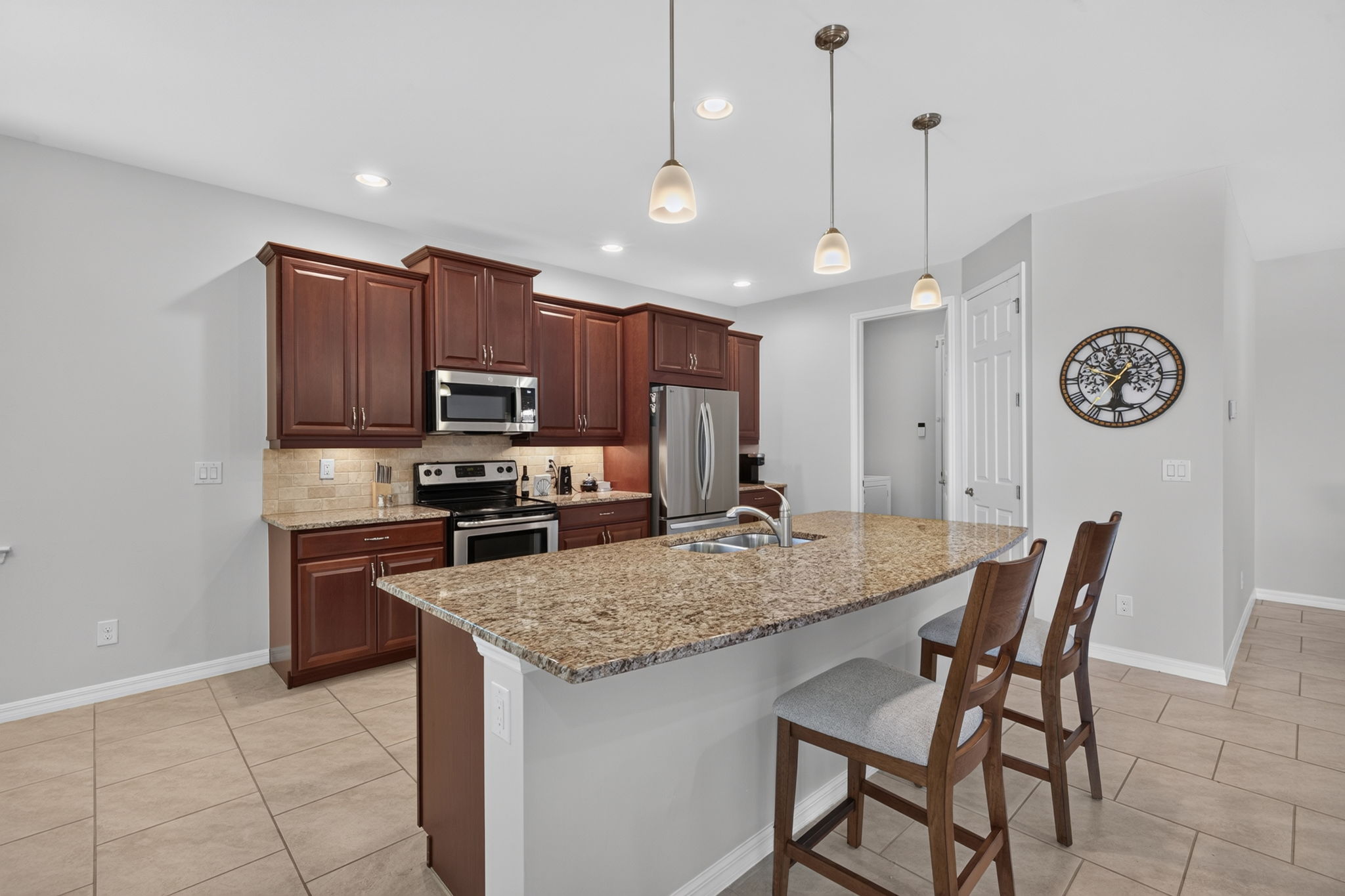 Kitchen 1 of 4