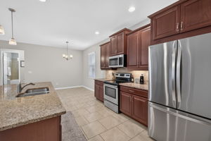 Kitchen 2 of 4