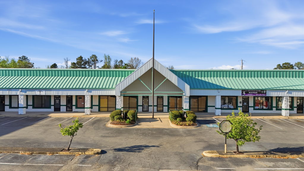 Commercial real estate media in Pine Bluff, Arkansas by Avery & Bryant