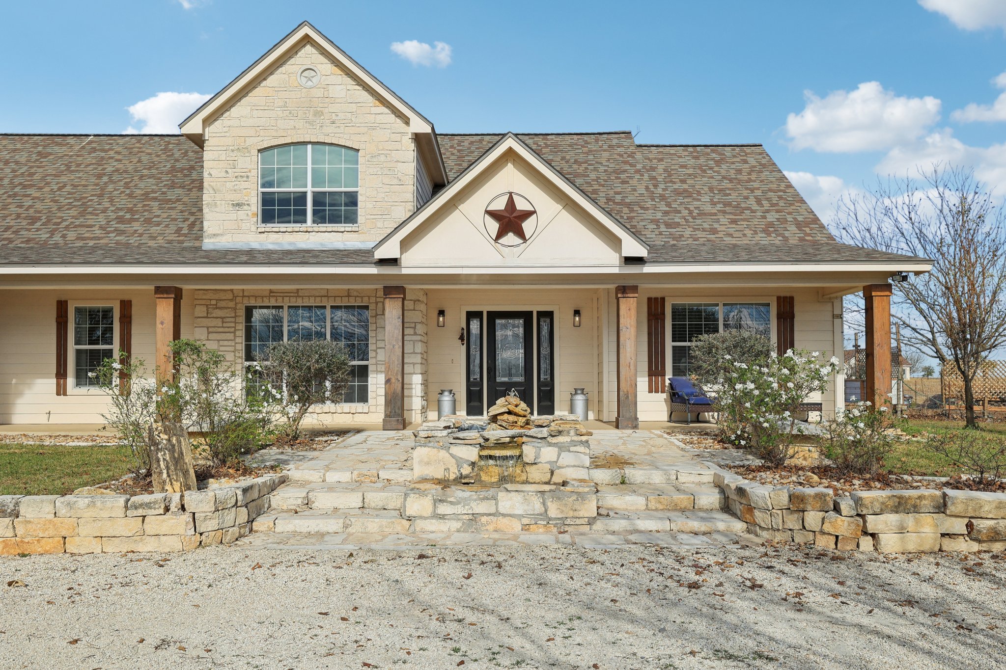 W Amity Rd-S0701-010.jpg