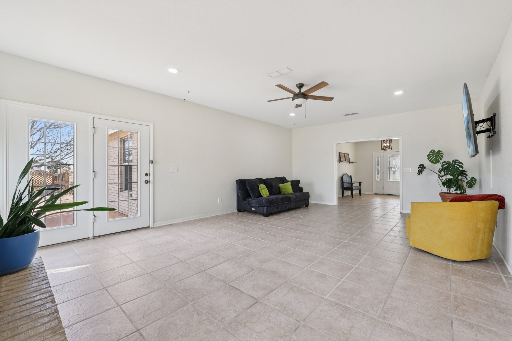 W Amity Rd-S0701-018.jpg