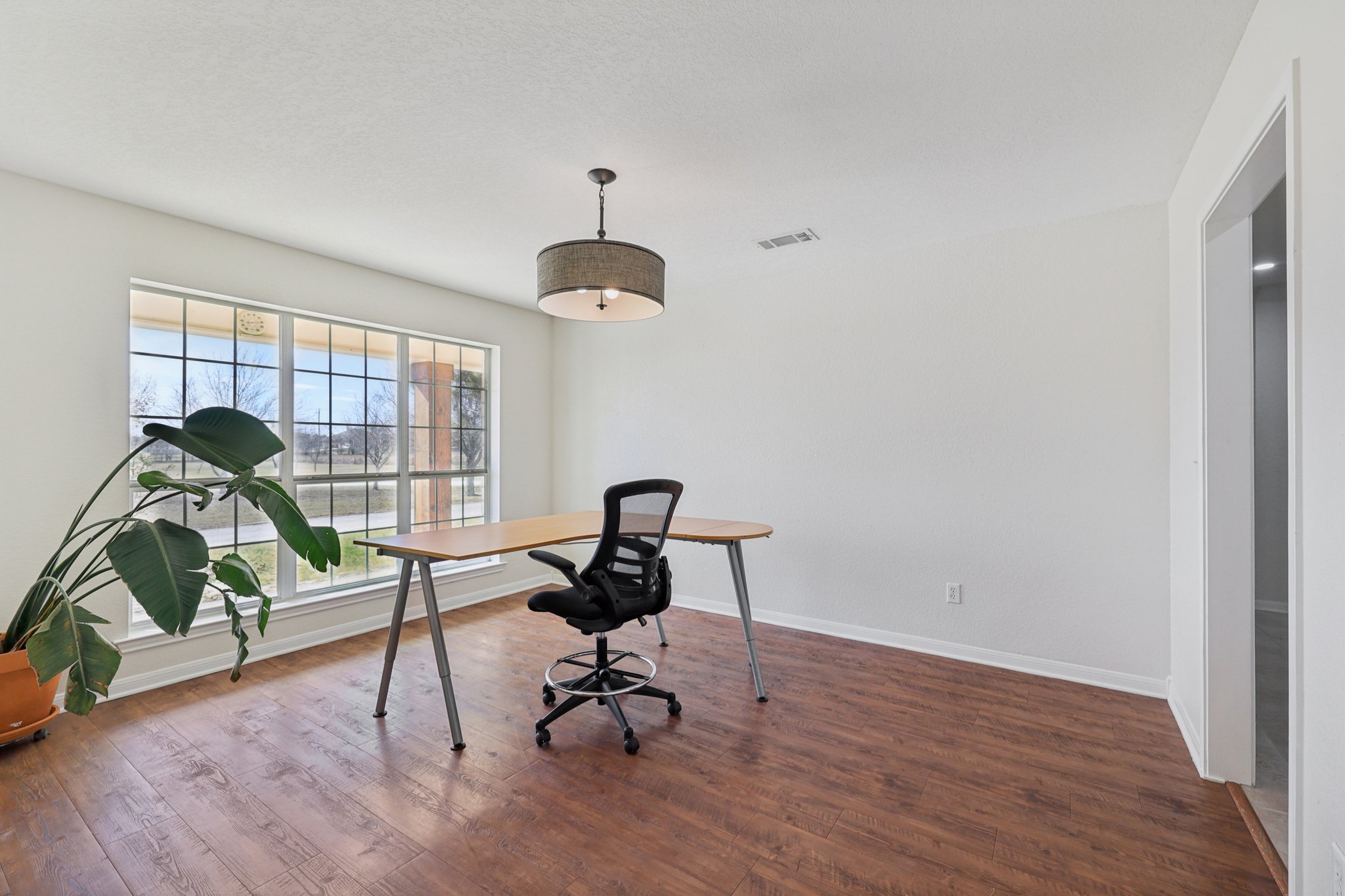 W Amity Rd-S0701-025.jpg