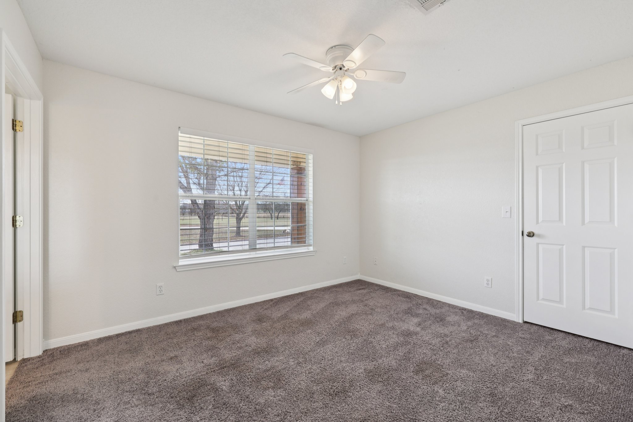 W Amity Rd-S0701-041.jpg