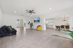 W Amity Rd-S0701-017.jpg