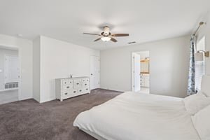 W Amity Rd-S0701-033.jpg