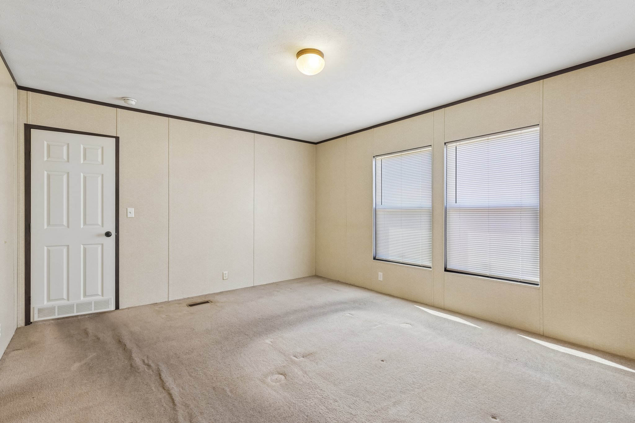 Foxtail Ln-S2208-025.jpg