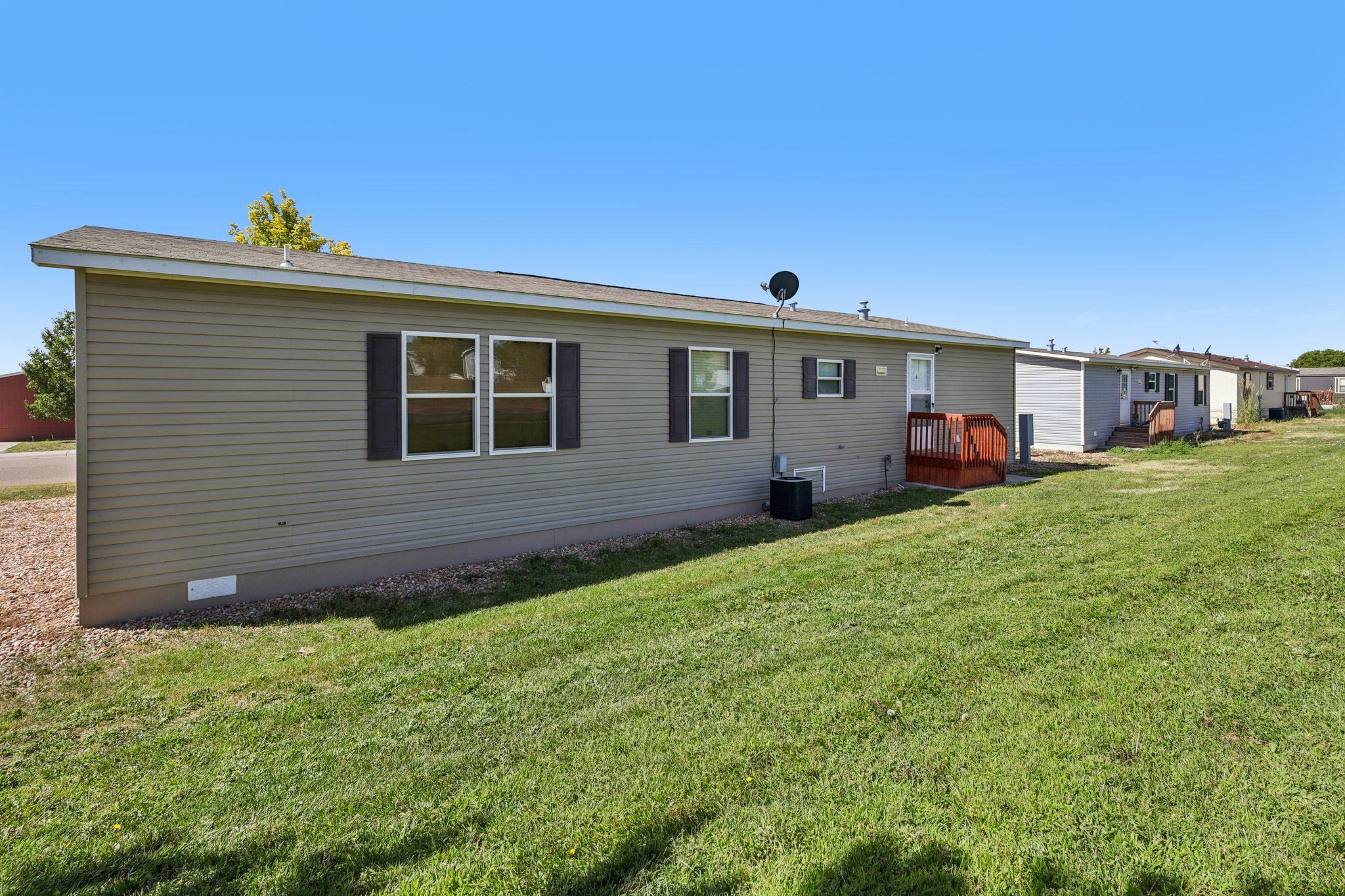 Foxtail Ln-S2208-030.jpg