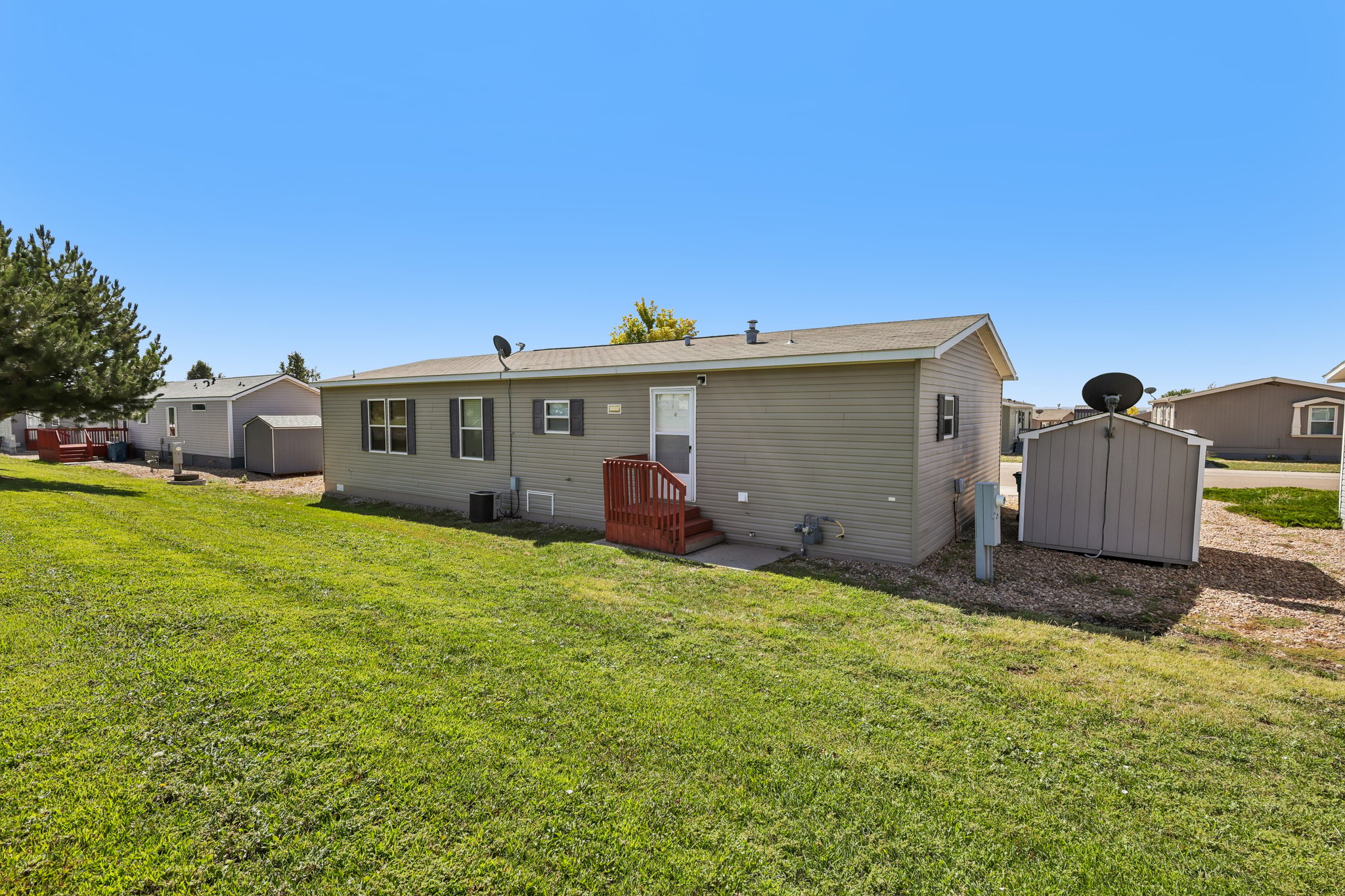 Foxtail Ln-S2208-031.jpg