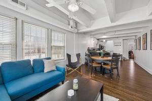 3001 Gillham Rd 206 - 009.jpg