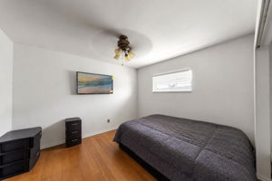  Photo 38