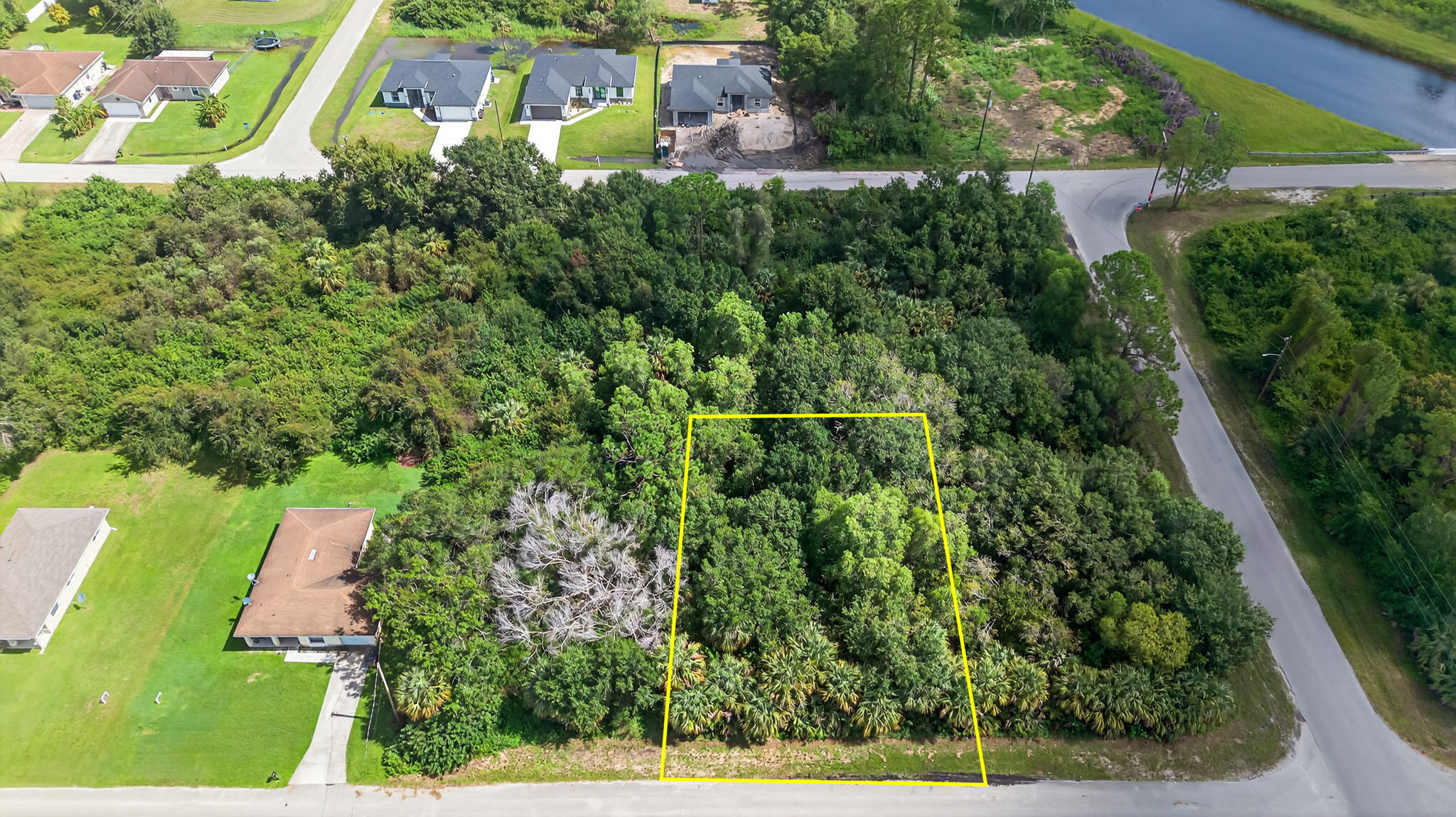 Aerial Front Exterior 3 - lot line