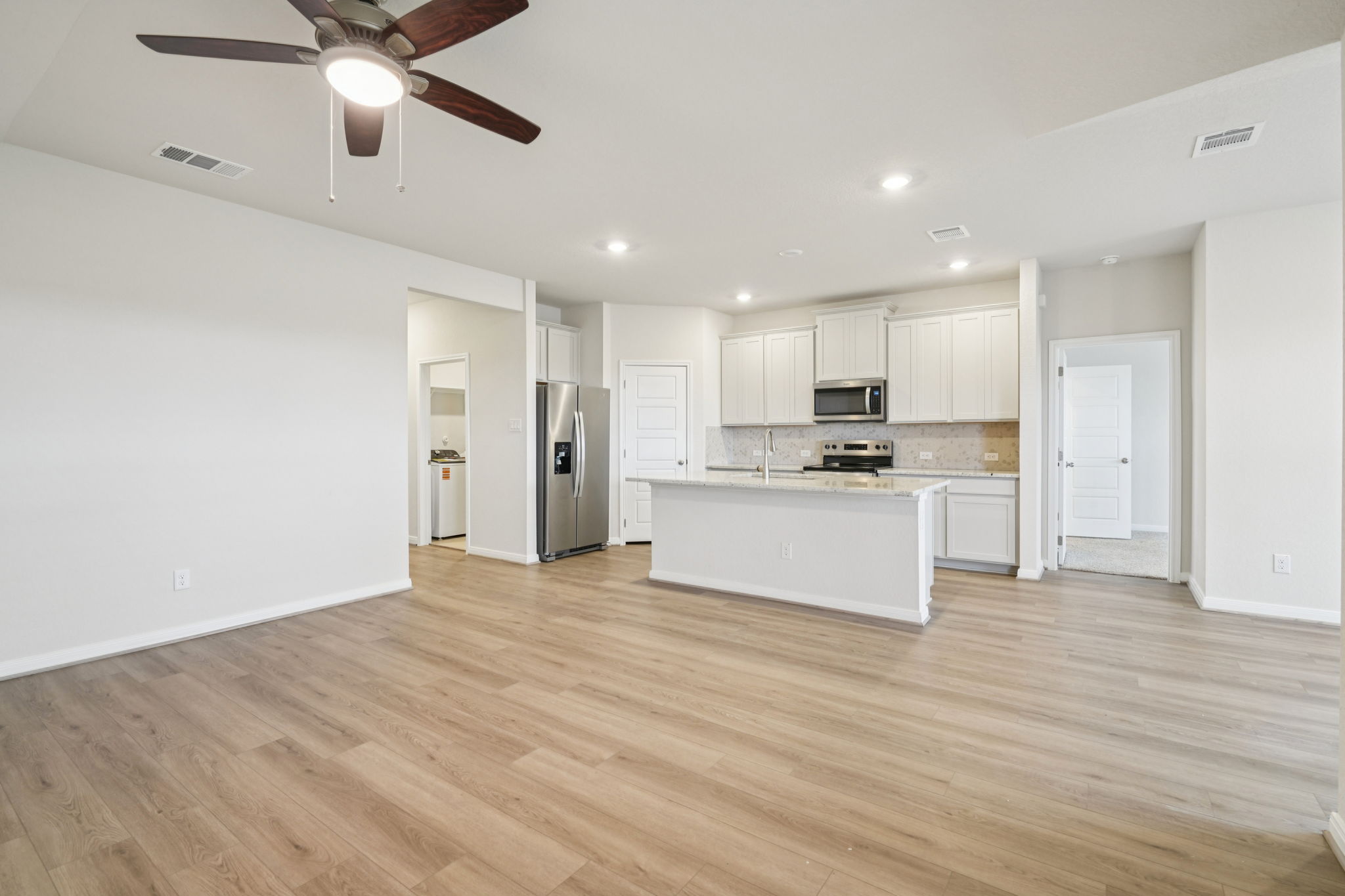 San Antonio - Catalina - 3002 Junction Bay Converse TX 78109 - 008