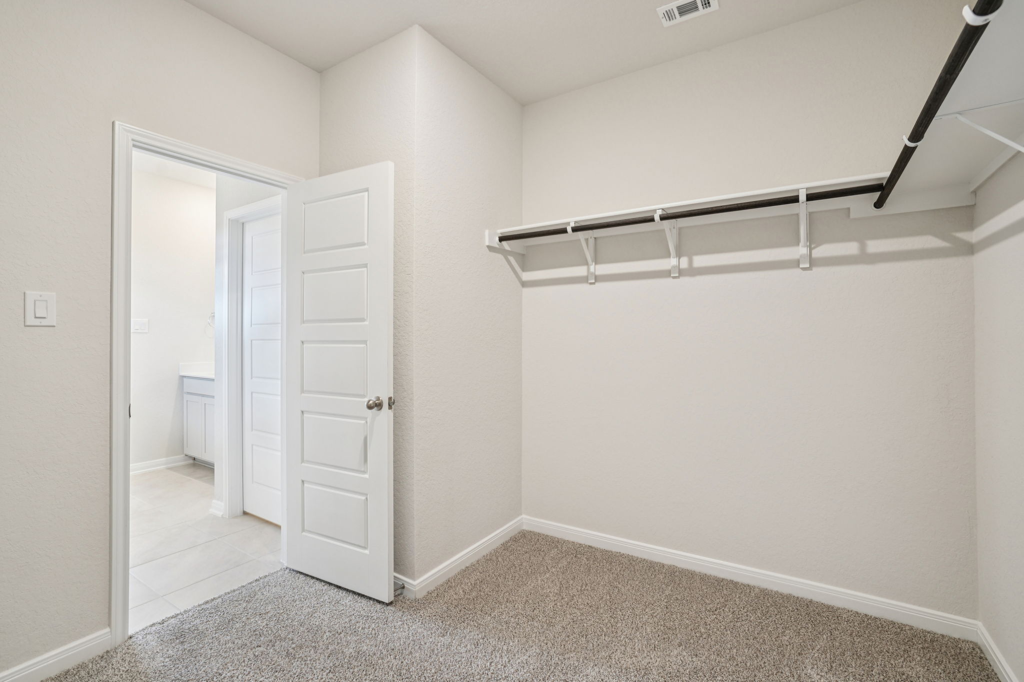 San Antonio - Catalina - 3002 Junction Bay Converse TX 78109 - 034