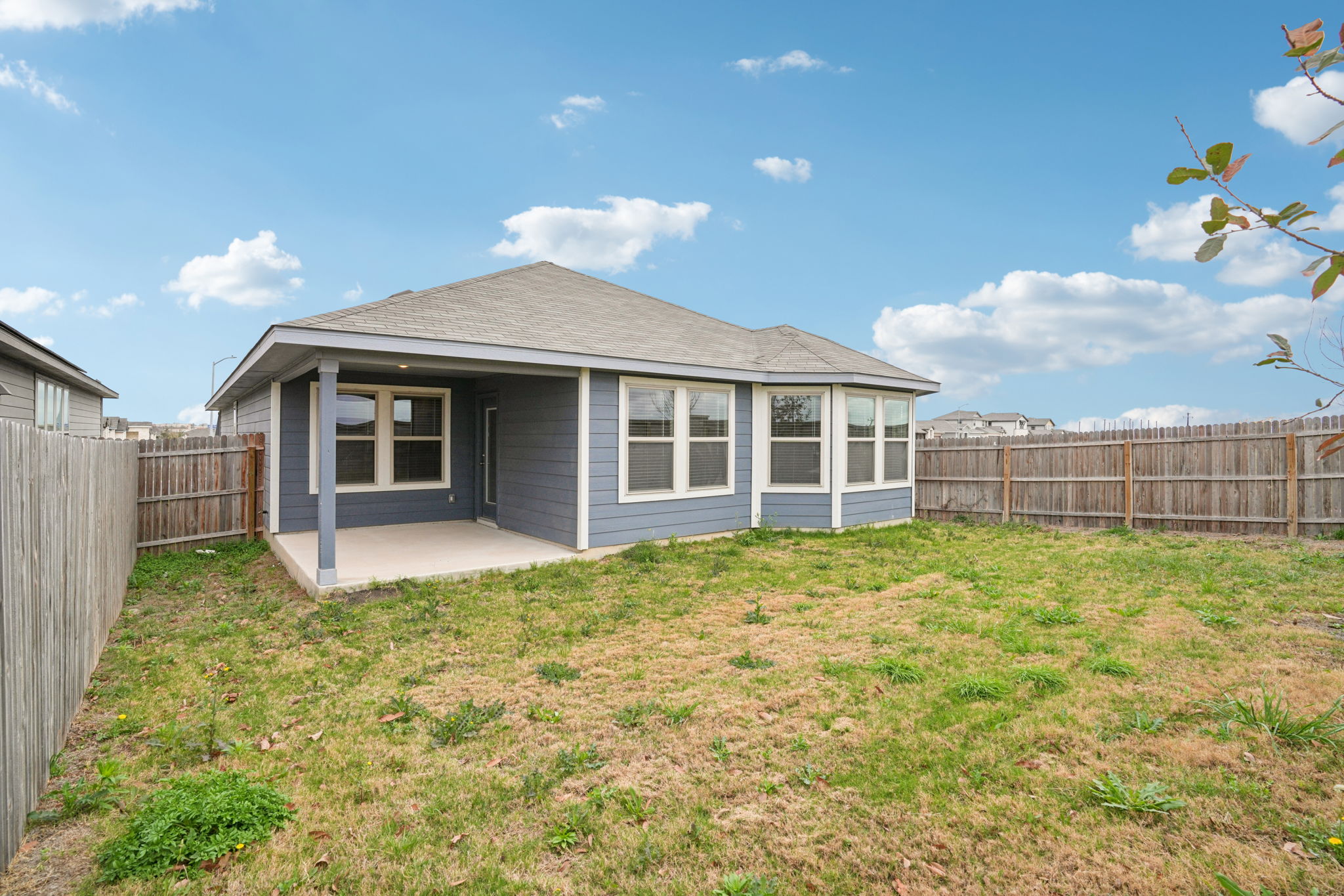 San Antonio - Catalina - 3002 Junction Bay Converse TX 78109 - 036