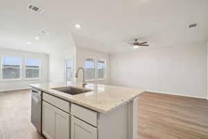 San Antonio - Catalina - 3002 Junction Bay Converse TX 78109 - 012