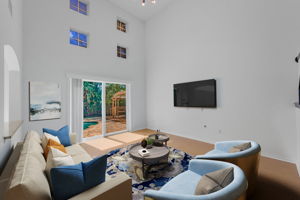 Family Room1-vse