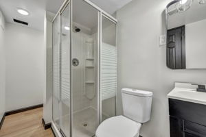 Photo 30