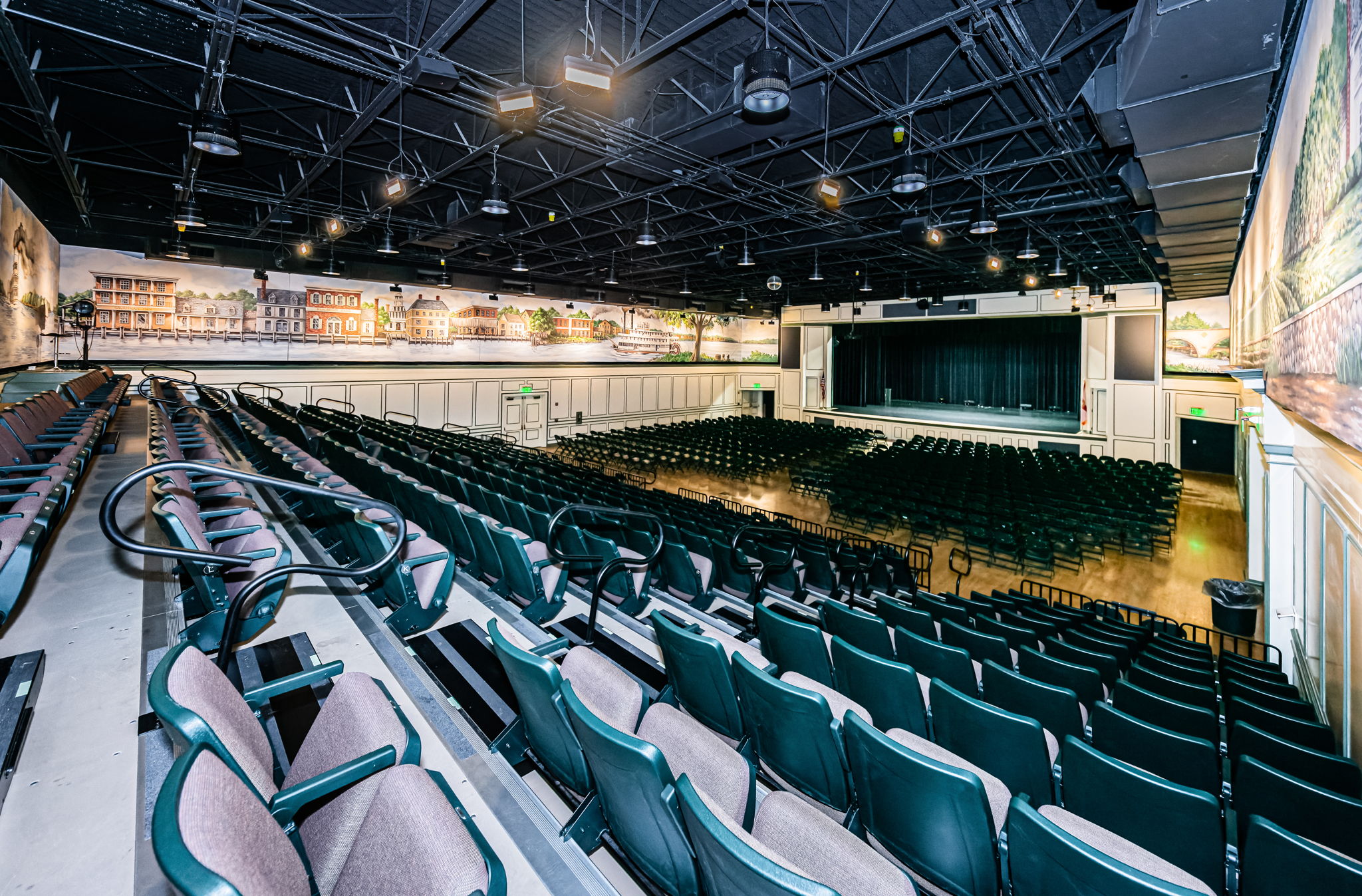 17-Savannah Club Clubhouse Theater