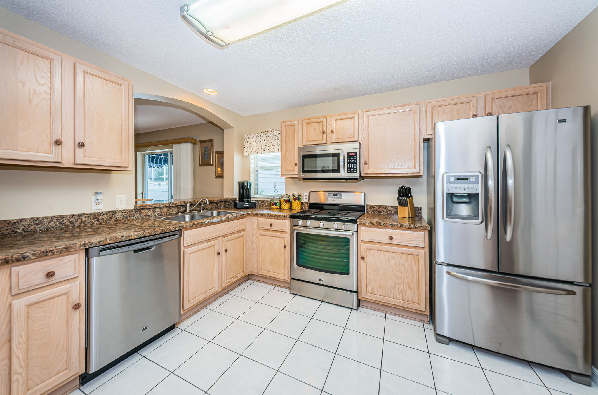 Kitchen1-2