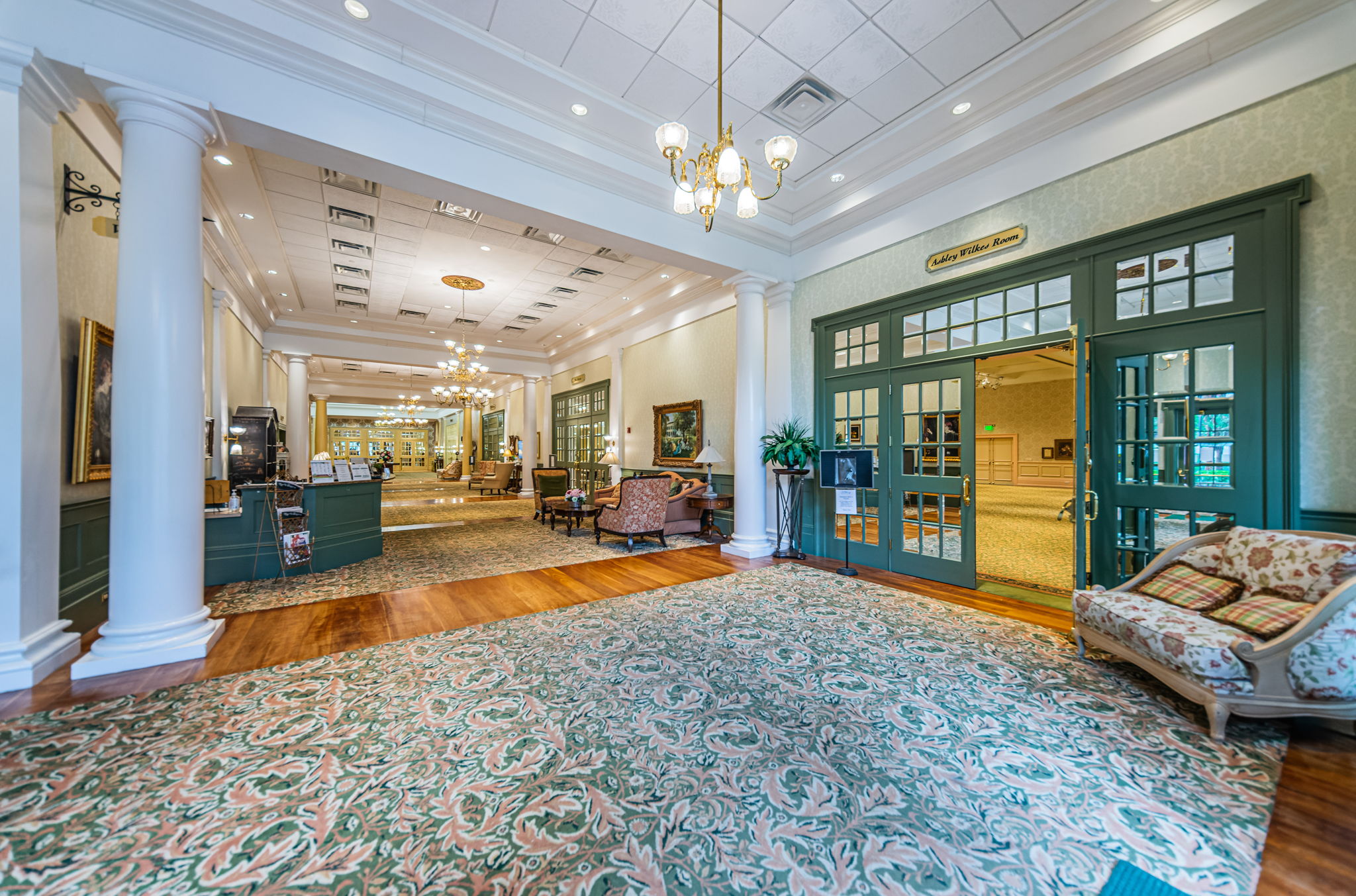11-Savannah Club Clubhouse