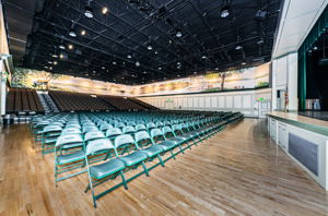 19-Savannah Club Clubhouse Theater