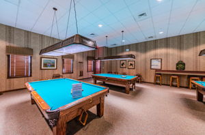 4-Clubhouse