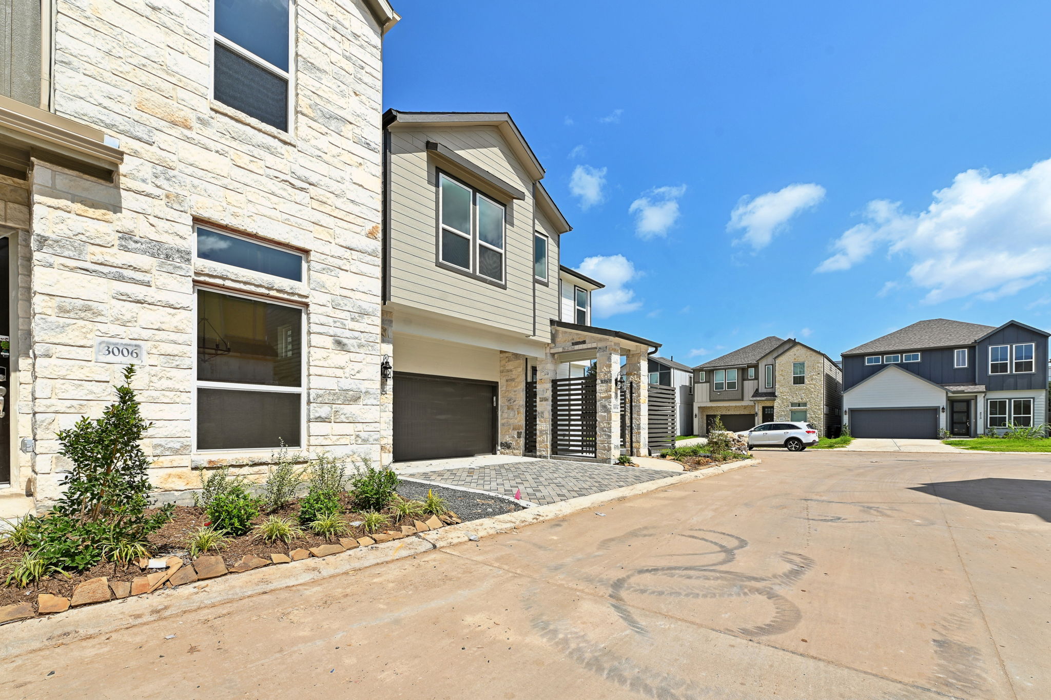 Houston - Dunvale Village - 3004 Moontide Ln, Houston, TX 77063 - 003