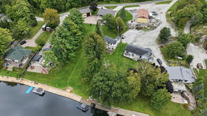  Photo 49