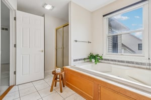 Westminster Dr-S0707-030.jpg