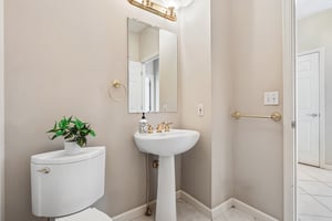 Westminster Dr-S0707-054.jpg