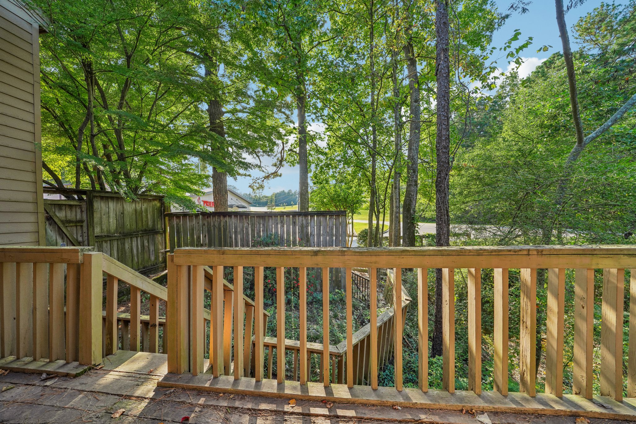 Cahaba Cliffs Dr-S1309-023.jpg