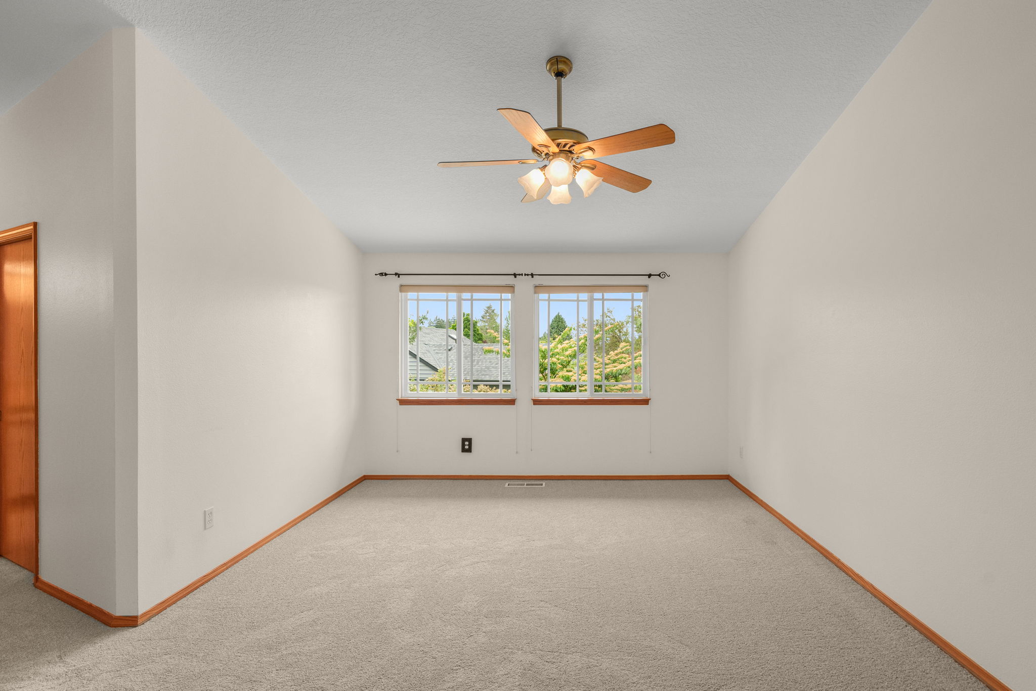 Primary Bedroom Suite - Upper Level