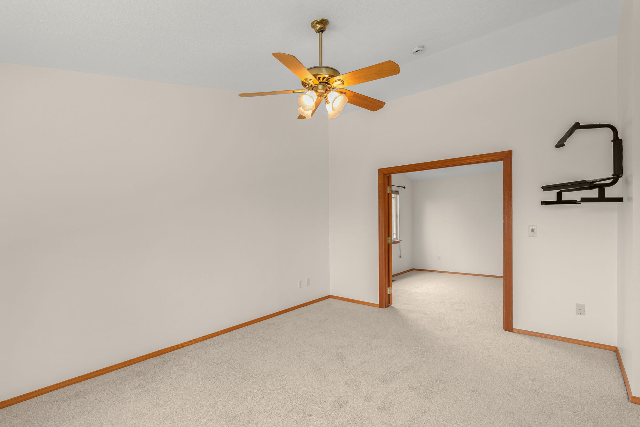 Primary Bedroom Suite - Upper Level