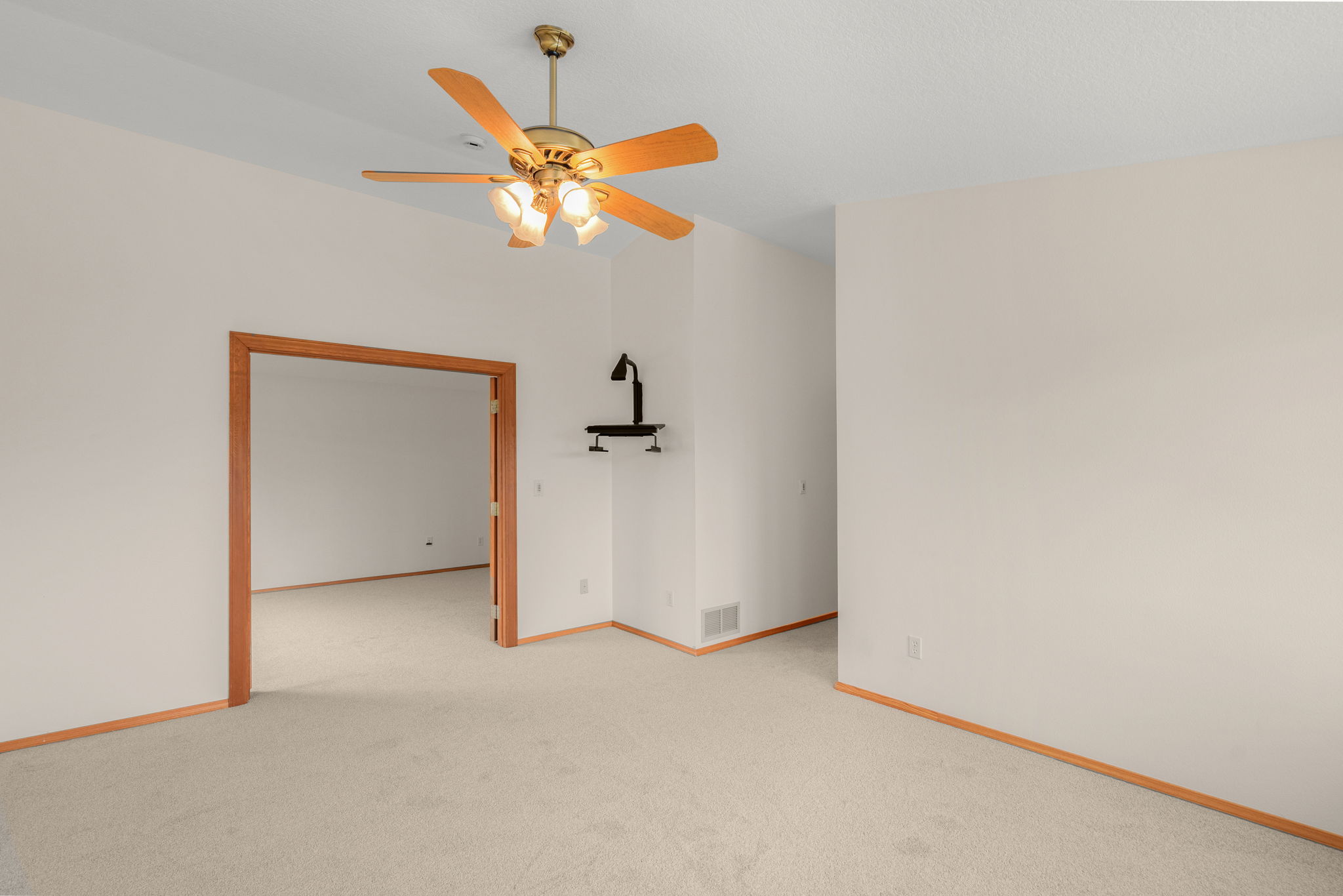 Primary Bedroom Suite - Upper Level